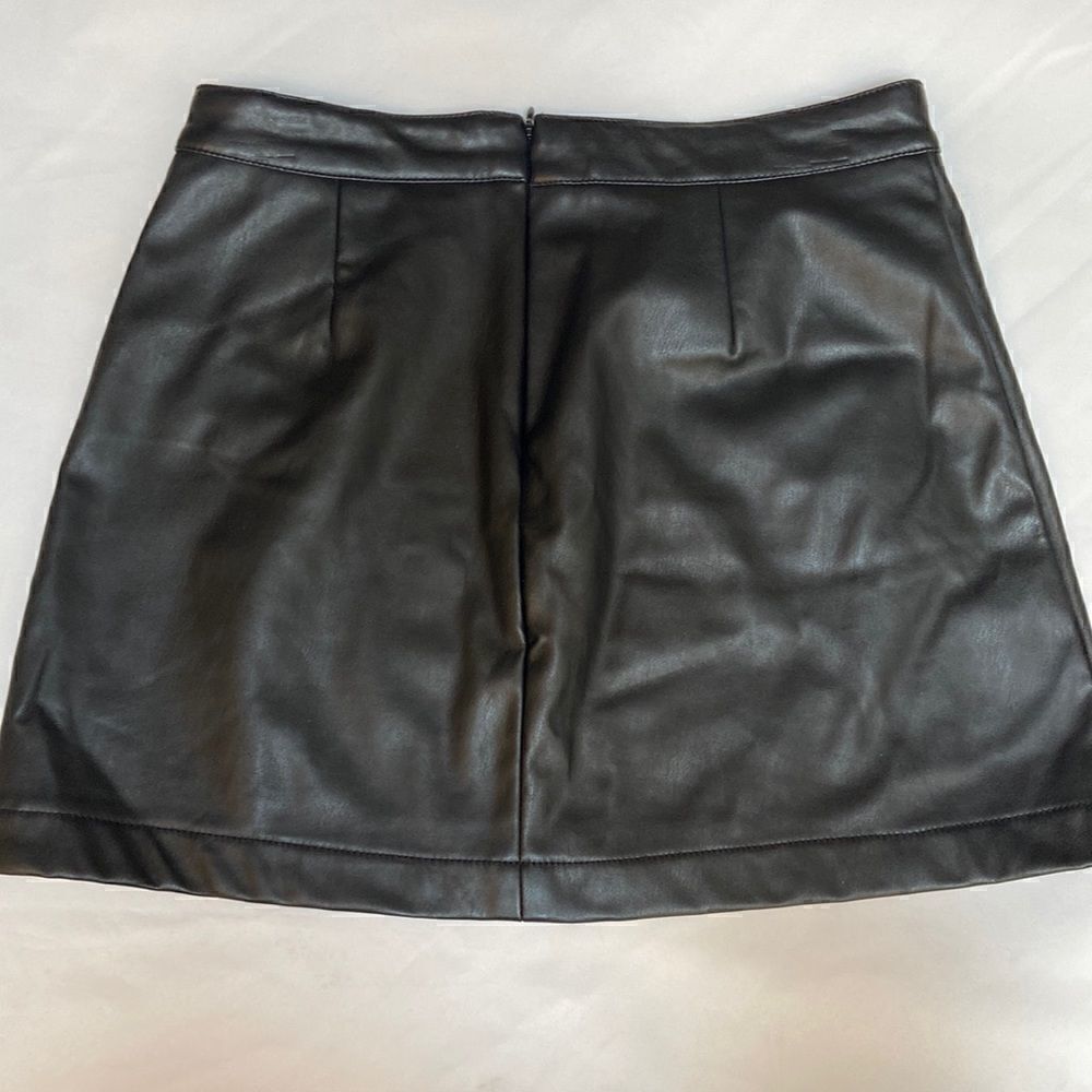 Cu SONÓ Faux Leather Mini Skirt